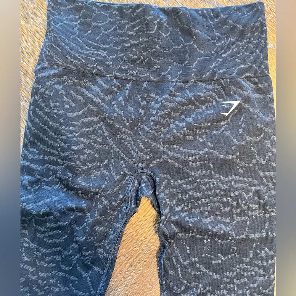 Gymshark adapt, safari seamless leggings. Size XS.